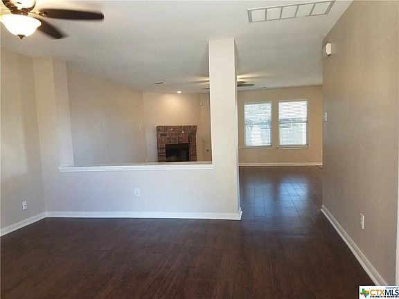 5th image of 221 Goldenrod St
