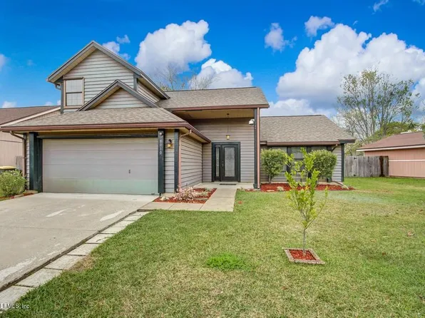 8010 Weather Vane Dr, Jacksonville, FL 32244