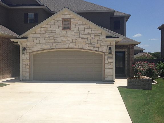 2nd image of 2212 Crescent Pointe Pkwy