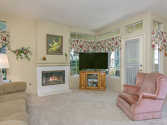 5th image of 12632 Springbrook Dr Unit C