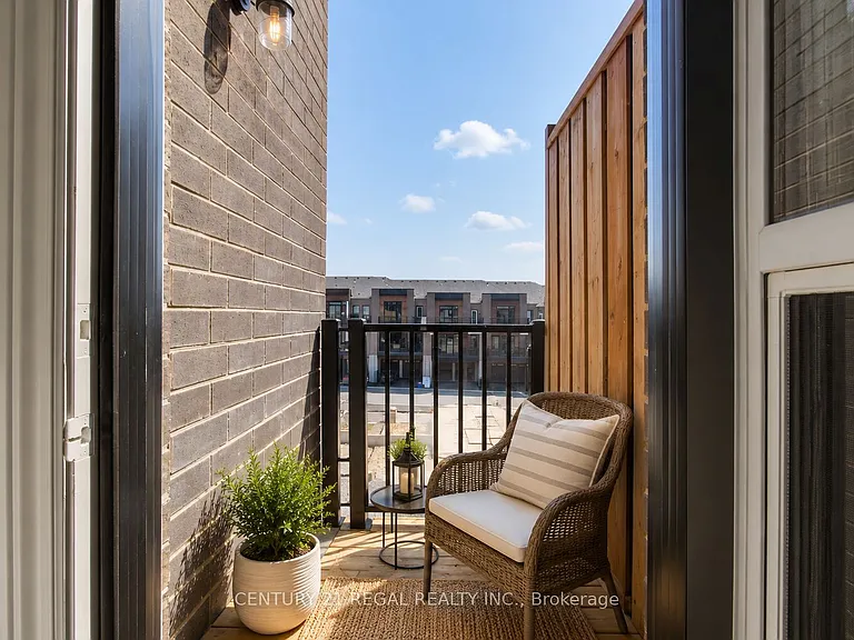30 Gunton St — Photo 18