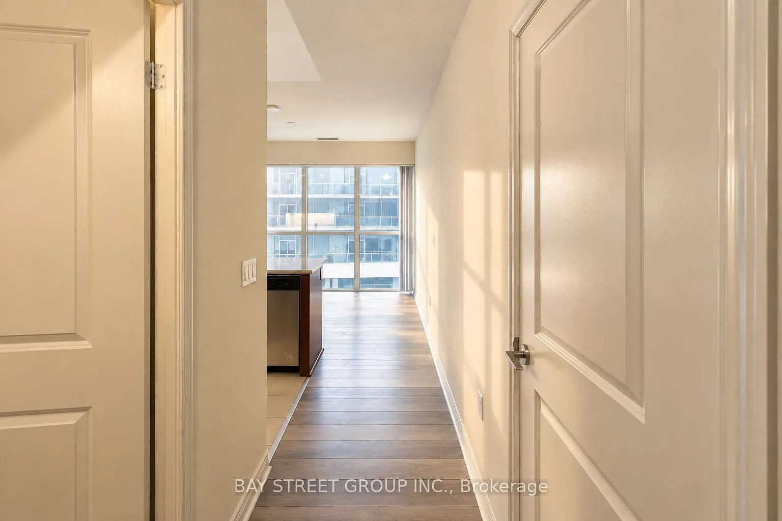 1 bed, $2,300 — Photo 3