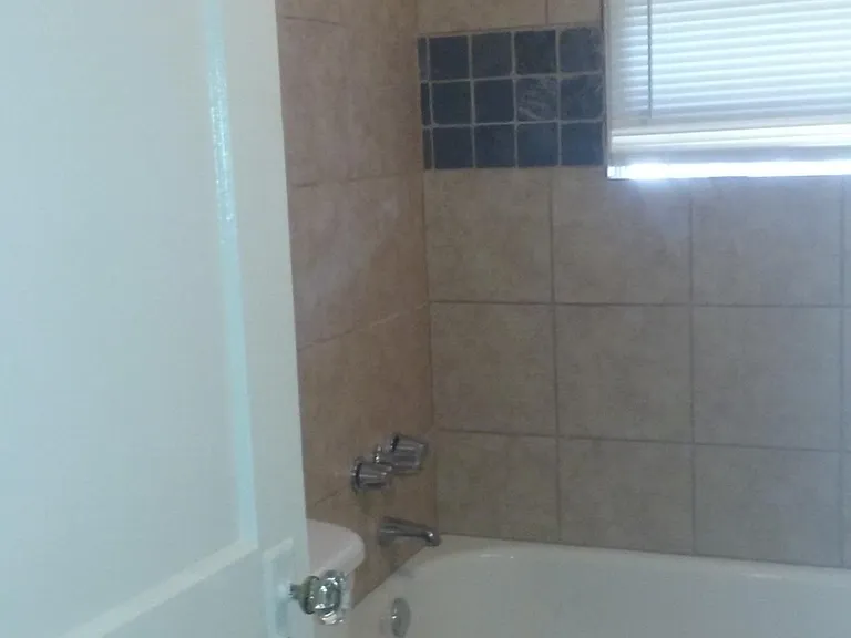 3003 Webster St — Photo 10