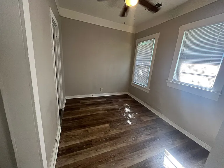 1812 S Martin St — Photo 10