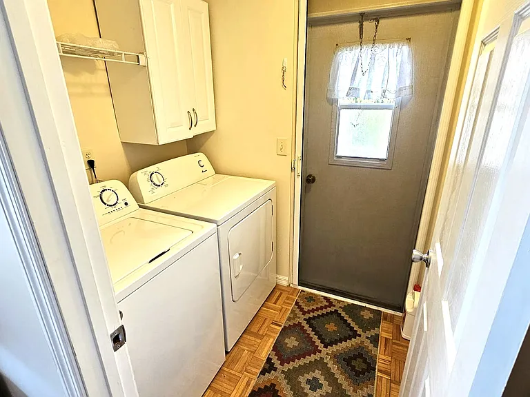 610 Center Crest Blvd — Photo 11