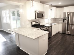 369 3rd Ave SE, New Brighton, MN 55112