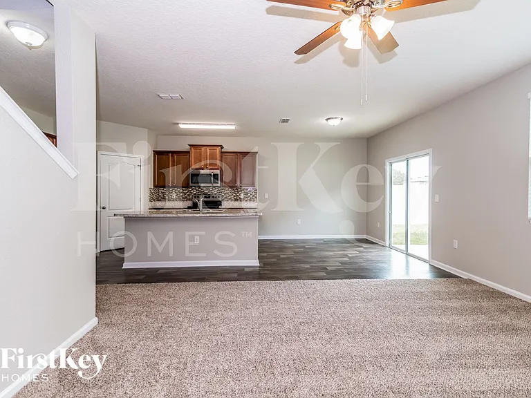 12233 Glimmer Way — Photo 3