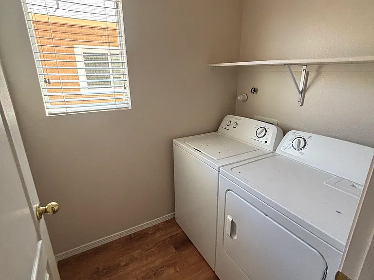 3736 Oasis Springs Rd NE — Photo 5