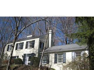 821 Middle Rd, Charleston, WV 25314