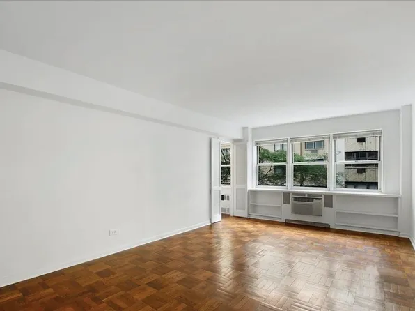 321 E 45th St APT 5J, Manhattan, NY 10017