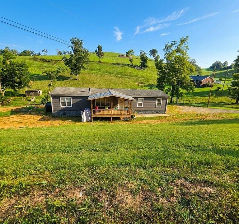 1st image of 415 Morning Star Cir