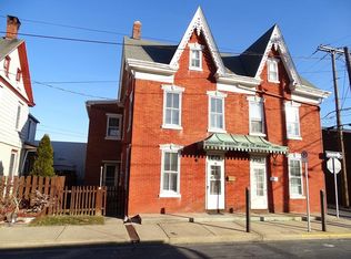 24 Washington Ave, Ephrata, PA 17522