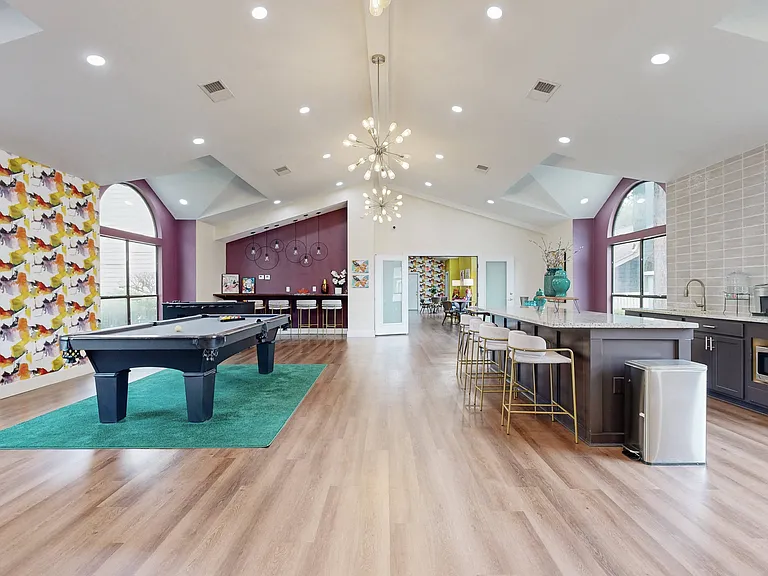 The Vale Apartments and Townhomes — Photo 16