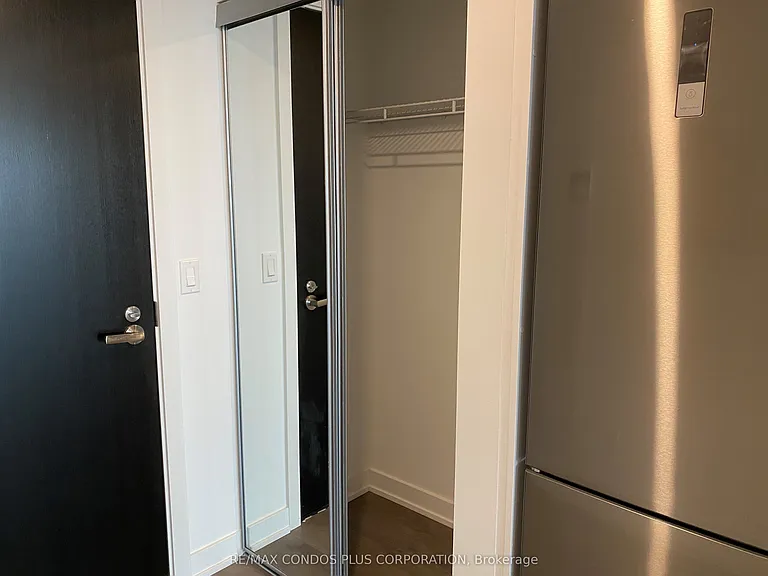 18 Maitland Ter #1706 — Photo 10