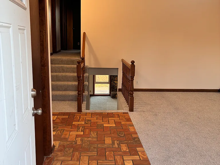 11713 Sprague Cir — Photo 5