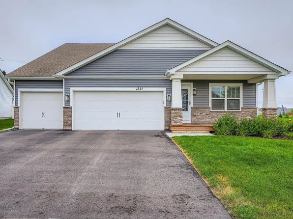 1221 136th St W, Rosemount, MN 55068
