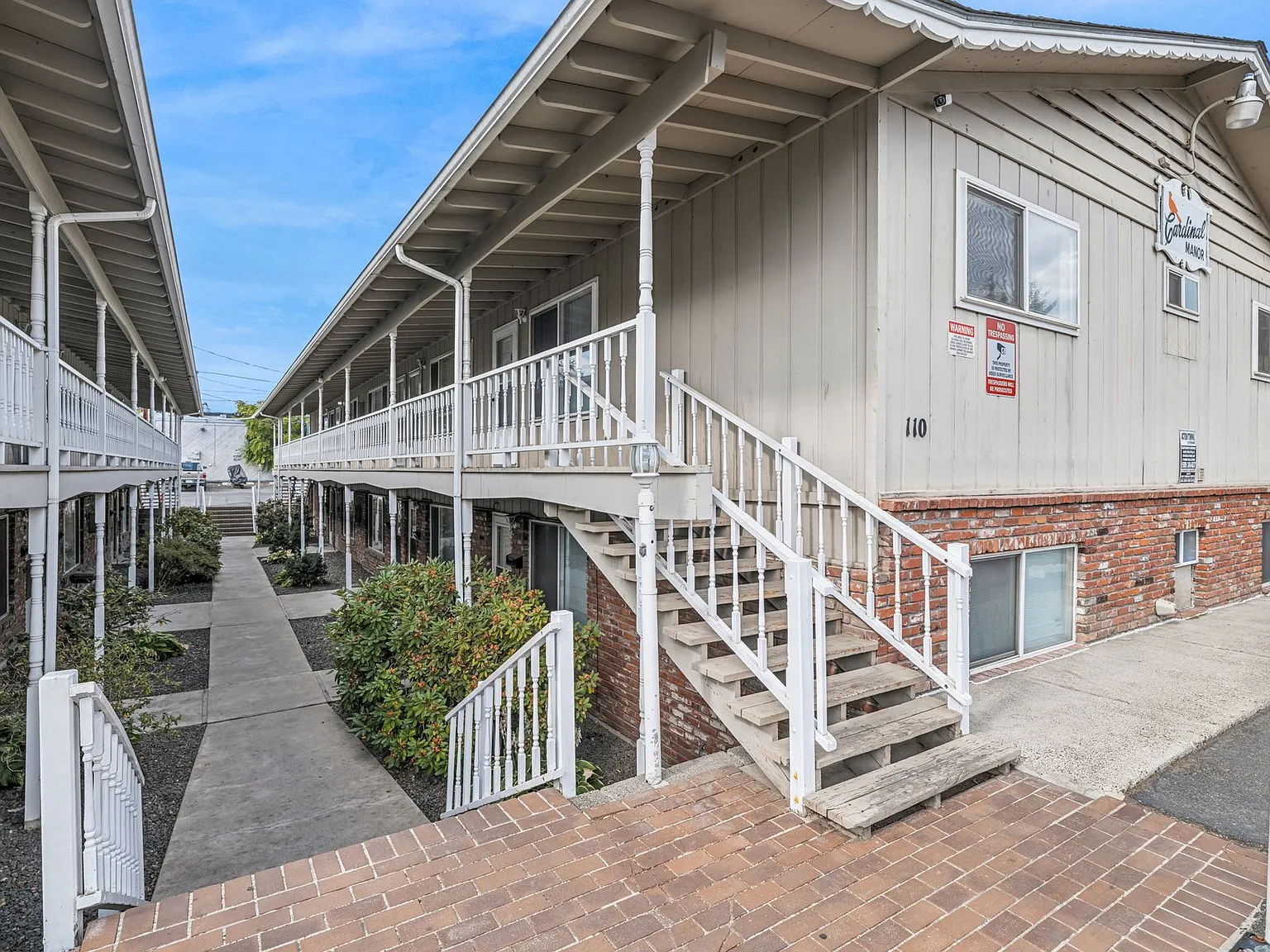 The Cardinal Apartments — Photo 1