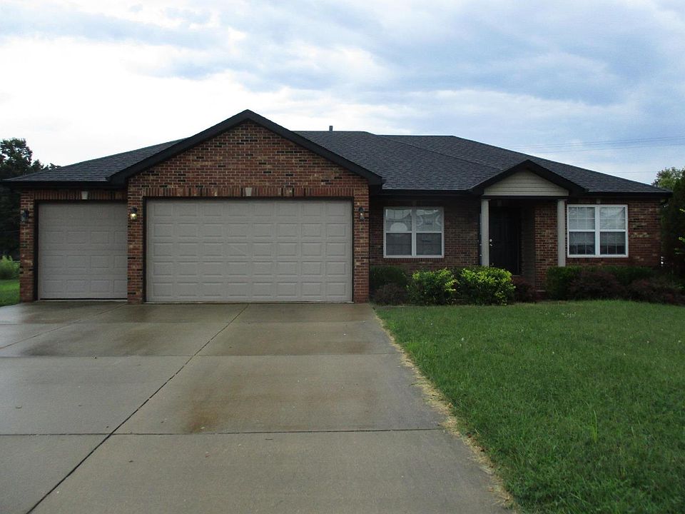 1st image of 665 Erica Dr