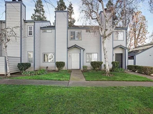 445 Almond Dr APT 8, Lodi, CA 95240