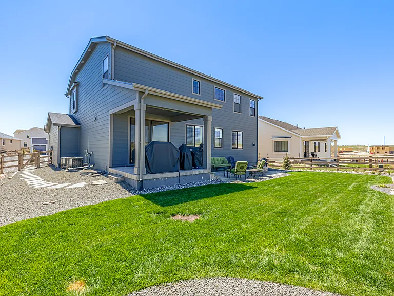 943 W Hopkins Dr — Photo 31