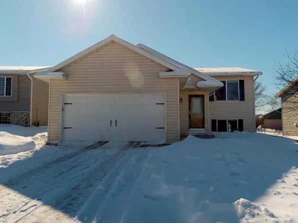 760 19th St E, Zumbrota, MN 55992