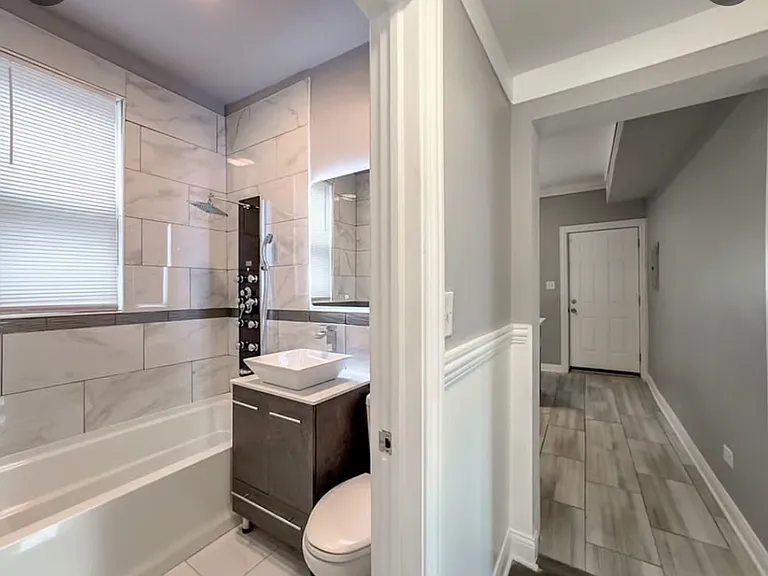 6500 S Rhodes Ave #2 — Photo 12