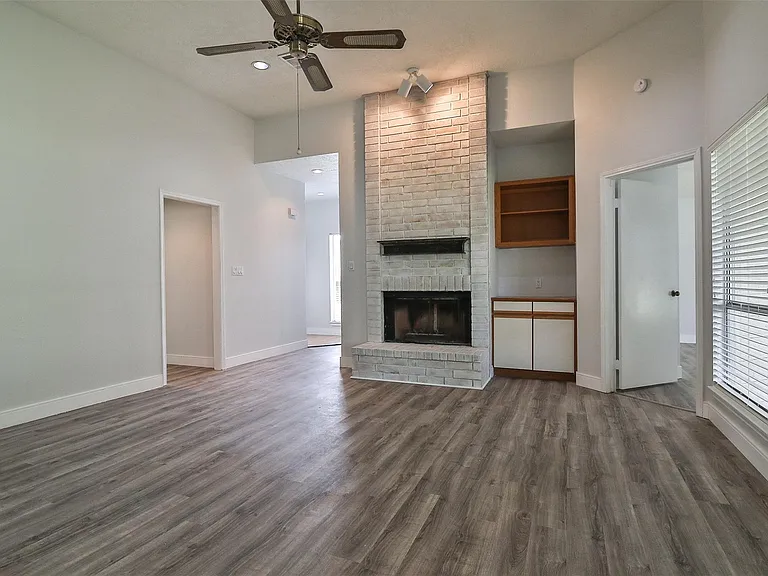 10910 Scenic Dr — Photo 11