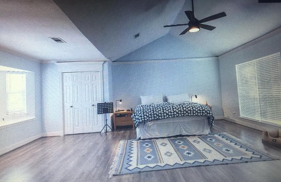 1st image of 1017 Nantucket Dr #C