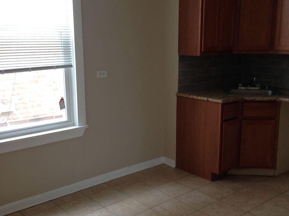 1st image of 4437 N Elston Ave APT 2B