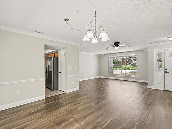 4th image of 12805 SPICEBOX WAY