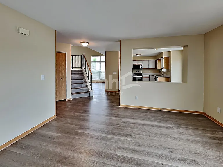 14233 S Hillsdale Ct — Photo 7
