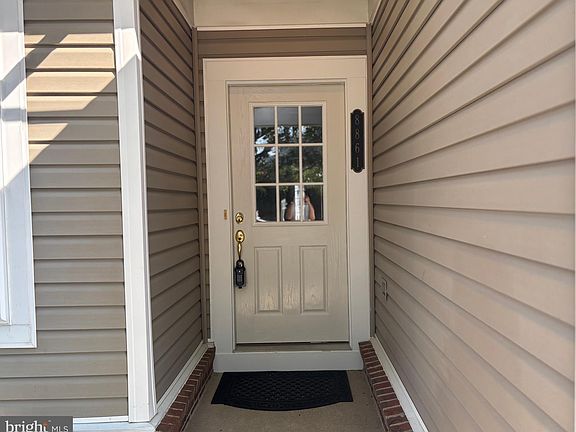 4th image of 8861 White Orchid Pl