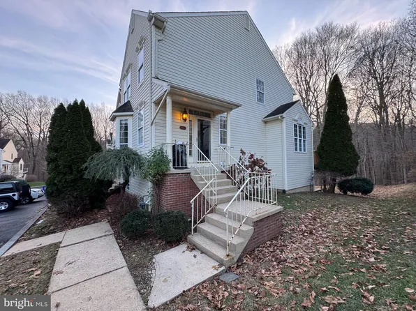 437 Woodstock Ln, Wilmington, DE 19808