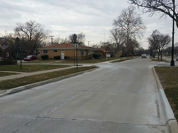 5th image of 14001 Oak Park Blvd