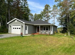 235 Cherry Ln, Newport, VT 05855