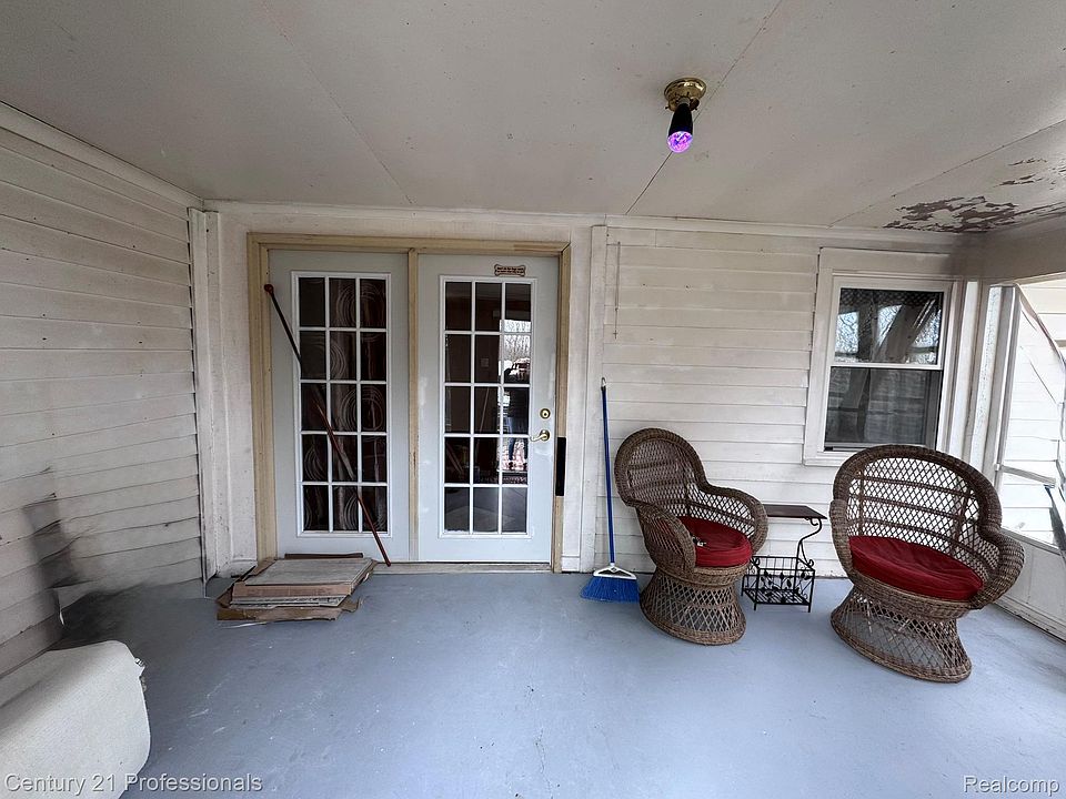 2021 W Rose Center Rd, photo 13