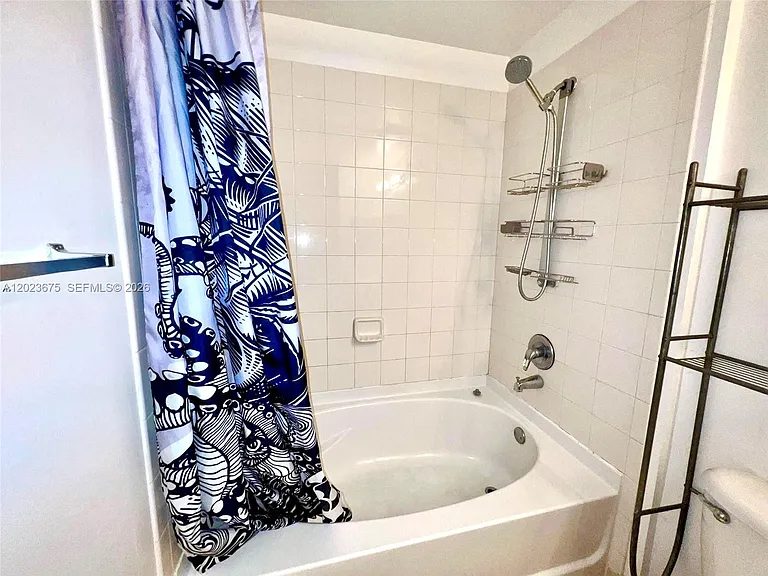 6001 SW 70th St #454 — Photo 6