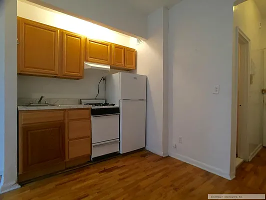 Rented by Sovereign Associates | media 12