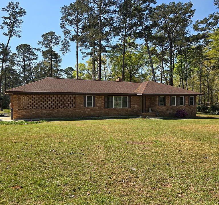 1st image of 302 Patton Dr