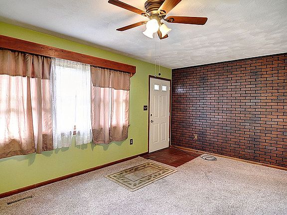 4th image of 170 Gertrude Ave