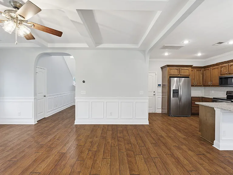 2101 Eureka Way — Photo 25