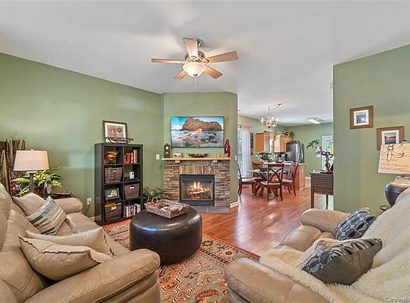 3rd image of 114 E Morehouse Ave #34