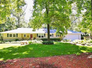 8830 N Picture Ridge Rd, Peoria, IL 61615