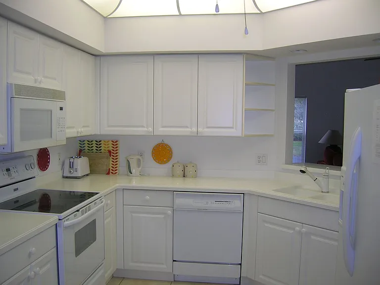 7279 Cedar Hollow Cir — Photo 8