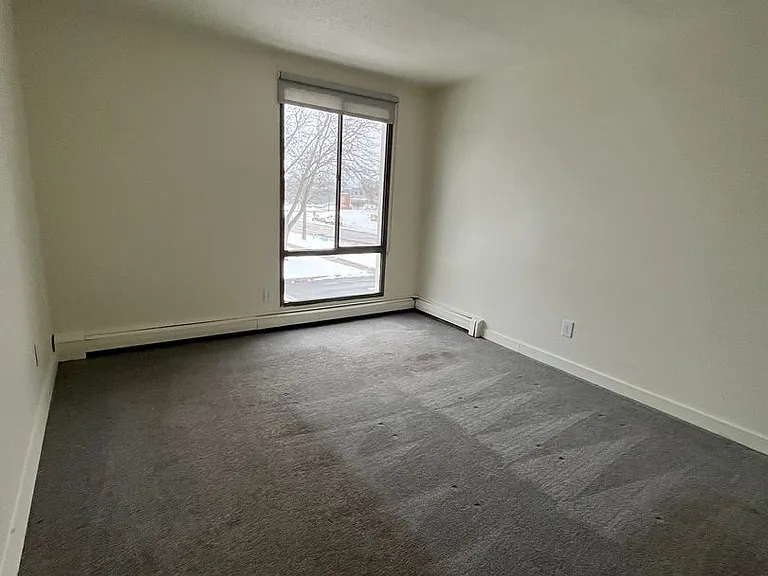 Sycamore Place Apartments — Photo 90