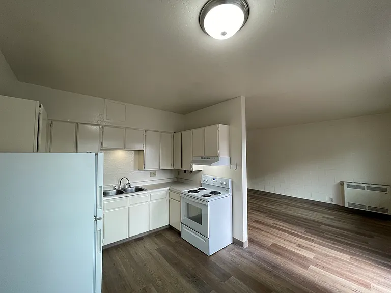1008 F St #X — Photo 3