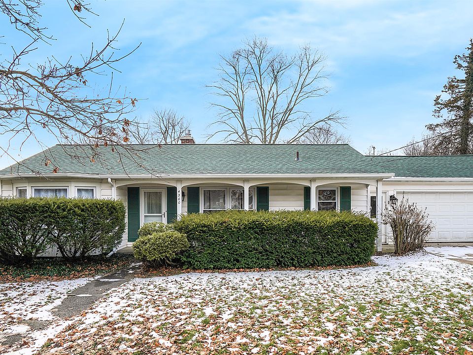 1st image of 4300 Balfour Dr SE