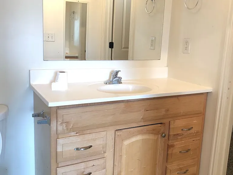 2574 W Robin Rd — Photo 13