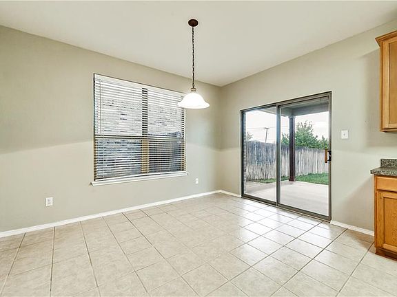 5th image of 10457 Bradshaw Dr