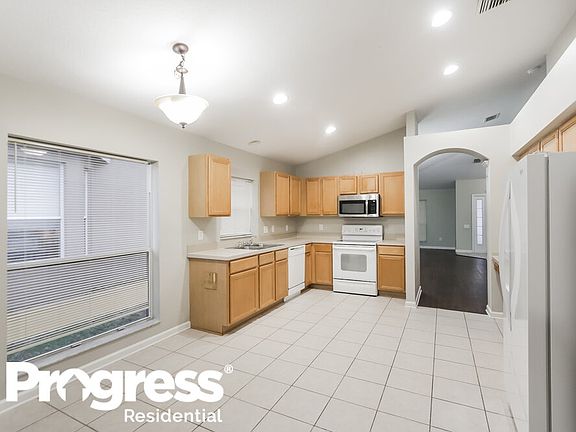5th image of 12330 Cedarfield Dr